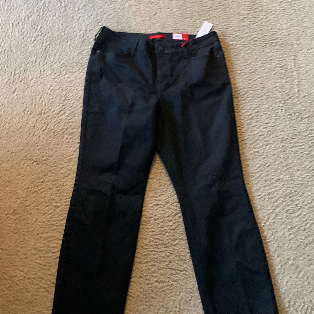 Black straight jeans.